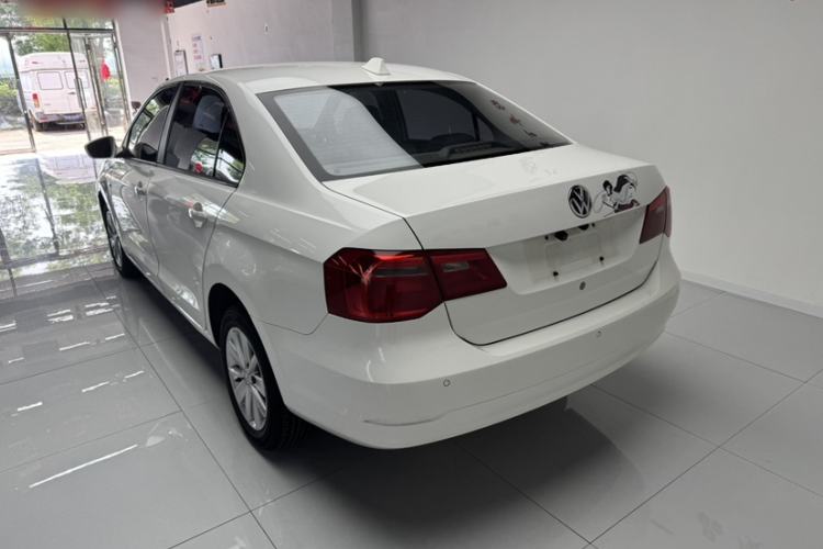Used Volkswagen Jetta 2015 Value Edition 1.6L Automatic Comfort Version Exterior 3
