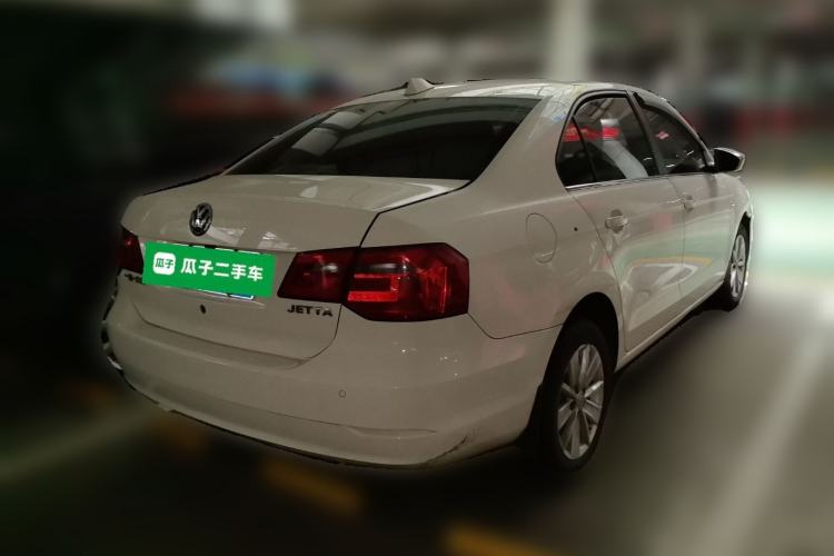 Used Volkswagen Jetta 2015 Value Edition 1.6L Automatic Comfort Version Exterior 5