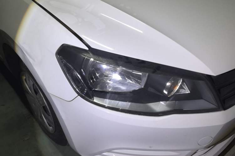 Used Volkswagen Jetta 2015 Zhuihui Edition 1.4L Manual Fashion Model Exterior 6