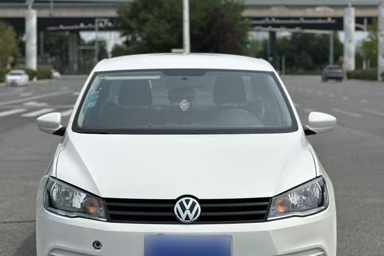 Used Volkswagen Jetta 2015 1.4L Manual Fashion Model Front