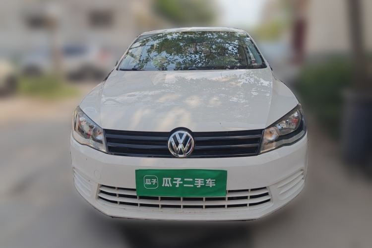 Used Volkswagen Jetta 2015 1.4L Manual Fashion Model Front
