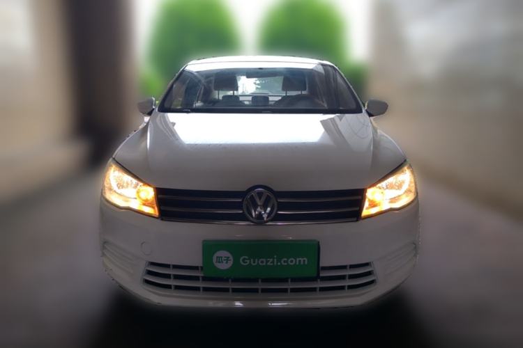 Used Volkswagen Jetta 2015 Value Edition 1.6L Manual Fashionable Style Front