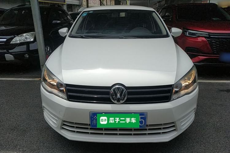 Used Volkswagen Jetta 2015 Value Edition 1.6L Manual Fashionable Style Front