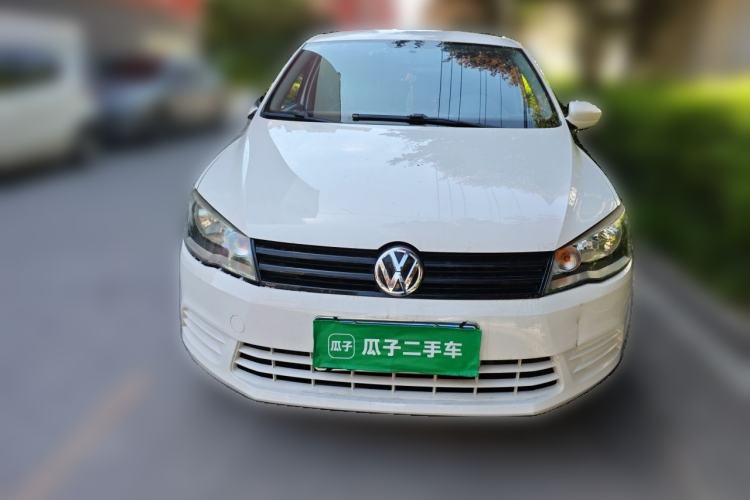 Used Volkswagen Jetta 2015 Value Edition 1.6L Manual Fashionable Style Front
