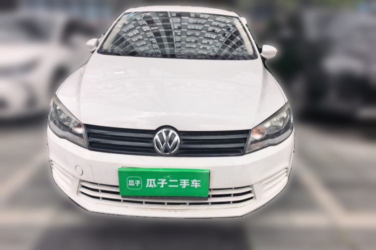 Used Volkswagen Jetta 2015 Value Edition 1.6L Manual Fashionable Style Front