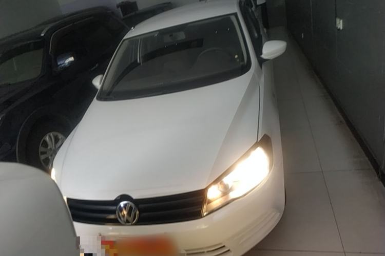 Used Volkswagen Jetta 2015 Value Edition 1.6L Automatic Fashion Version Front