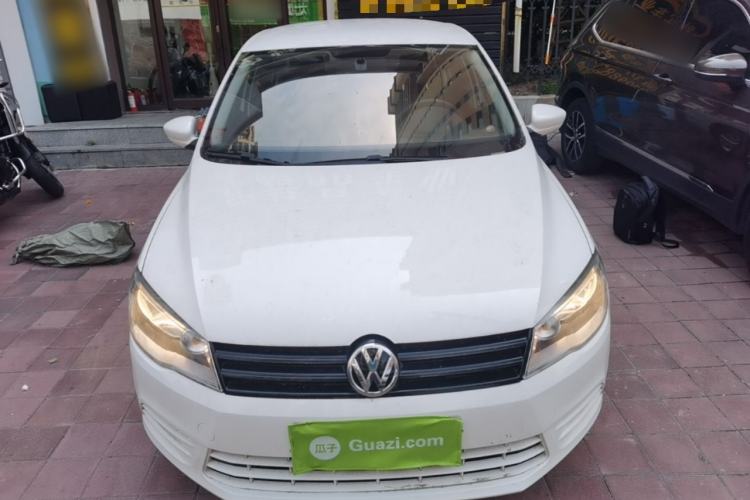 Used Volkswagen Jetta 2015 Value Edition 1.6L Manual Fashionable Style Front