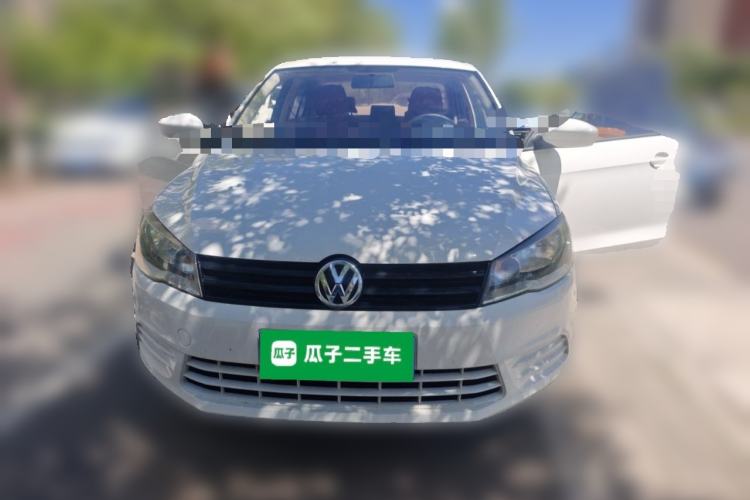 Used Volkswagen Jetta 2015 1.6L Manual Fashion Edition Front