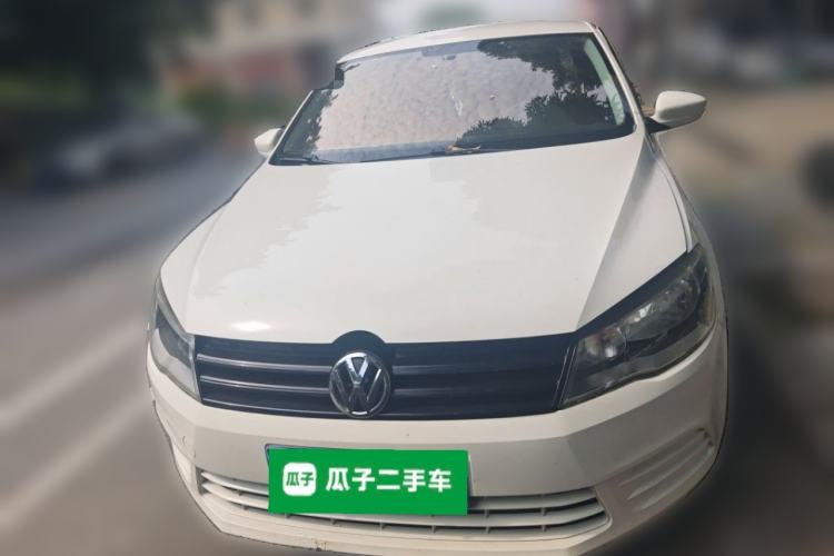 Used Volkswagen Jetta 2015 Value Edition 1.6L Manual Fashionable Style Front