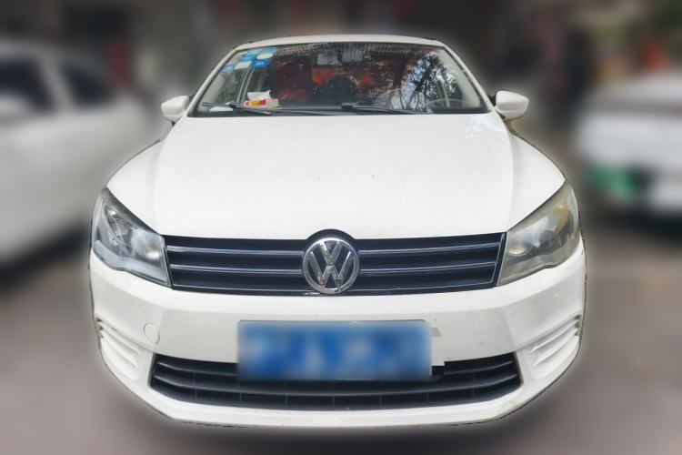Used Volkswagen Jetta 2015 Value Edition 1.6L Manual Fashionable Style Front