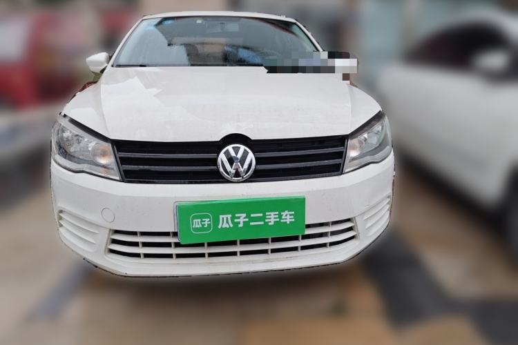 Used Volkswagen Jetta 2015 Value Edition 1.6L Manual Fashionable Style Front