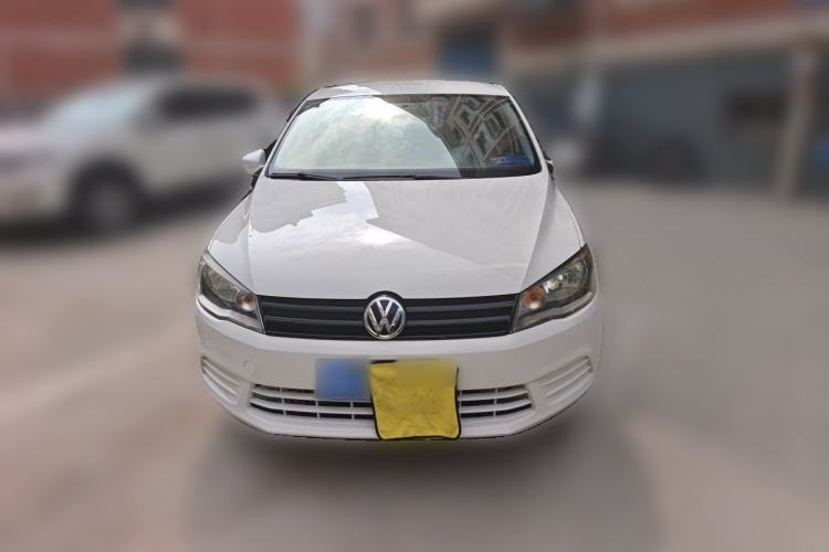Used Volkswagen Jetta 2015 Value Edition 1.6L Manual Fashionable Style Front