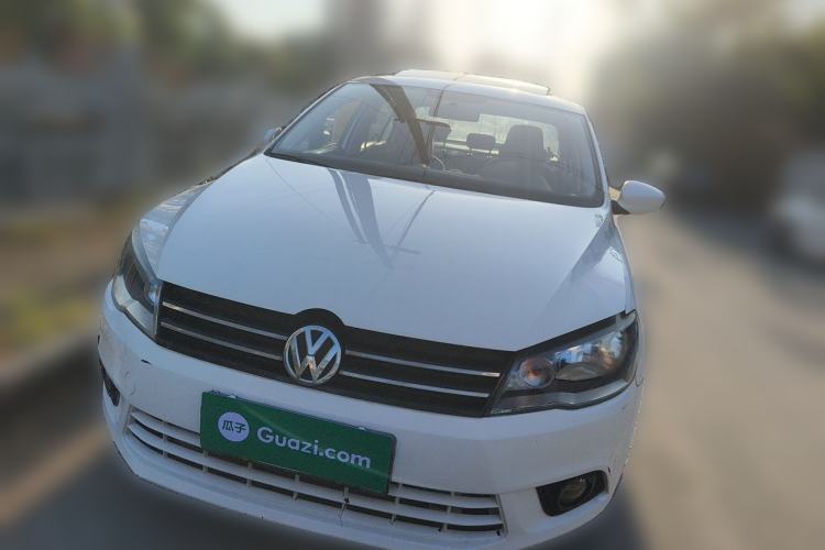 Used Volkswagen Jetta 2015 Value Edition 1.6L Automatic Comfort Version Front