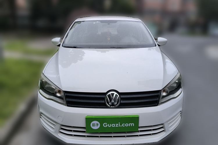 Used Volkswagen Jetta 2015 Value Edition 1.6L Manual Fashionable Style Front
