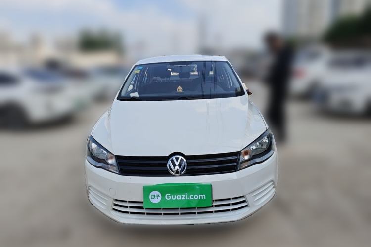 Used Volkswagen Jetta 2015 Value Edition 1.6L Manual Fashionable Style Front