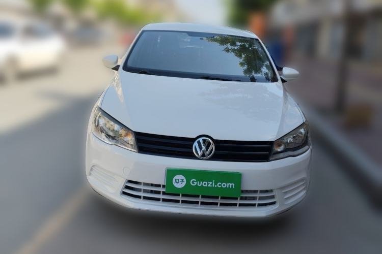 Used Volkswagen Jetta 2015 Value Edition 1.6L Manual Fashionable Style Front