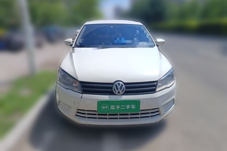 Used Volkswagen Jetta 2015 Value Edition 1.6L Manual Fashionable Style Front