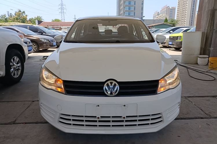 Used Volkswagen Jetta 2015 Zhuihui Edition 1.4L Manual Fashion Model Front