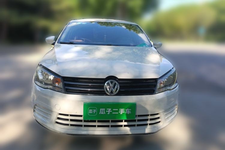 Used Volkswagen Jetta 2015 Value Edition 1.6L Manual Fashionable Style Front