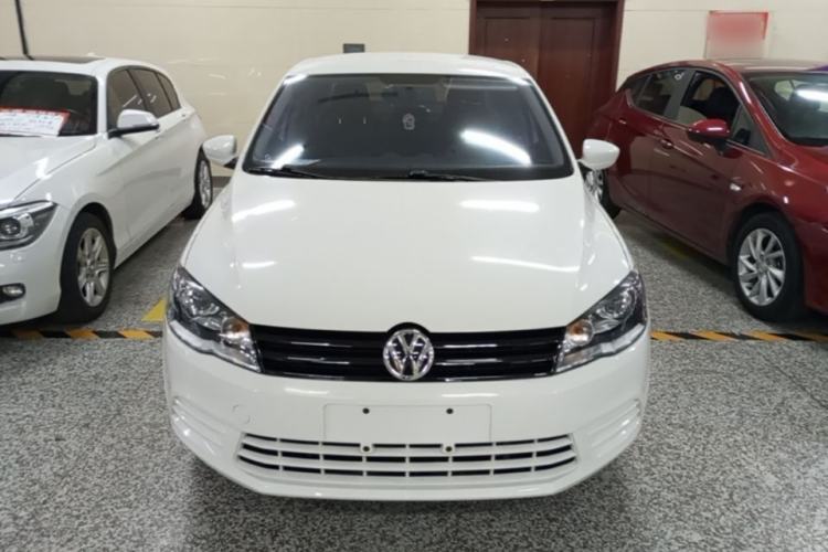Used Volkswagen Jetta 2015 Value Edition 1.6L Automatic Fashion Version Front