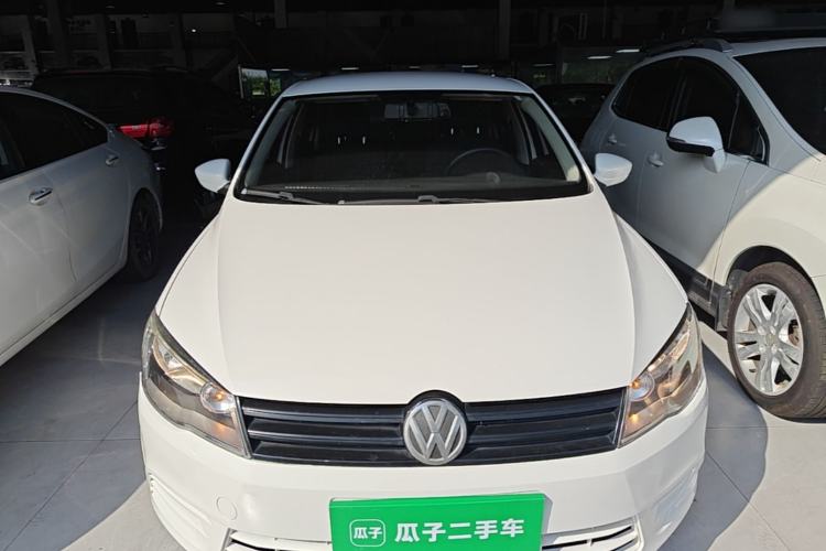 Used Volkswagen Jetta 2015 Value Edition 1.6L Manual Fashionable Style Front