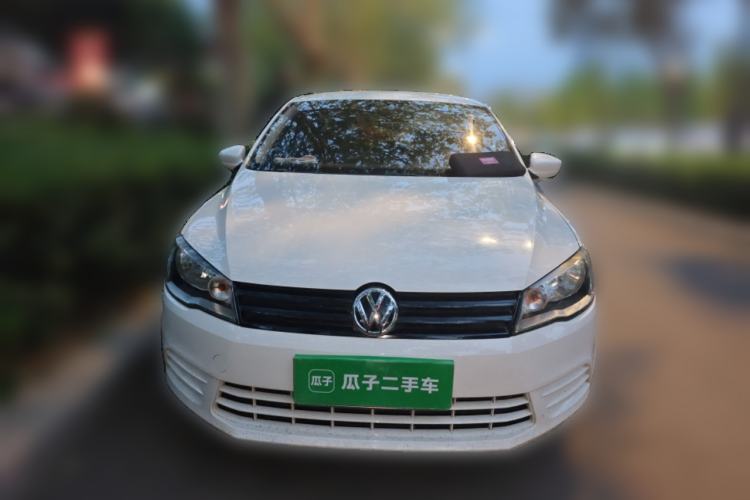 Used Volkswagen Jetta 2015 Zhuihui Edition 1.4L Manual Fashion Model Front