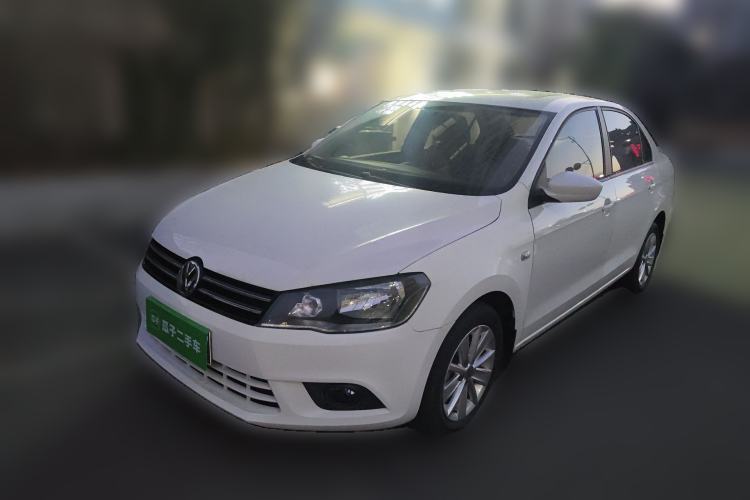 Used Volkswagen Jetta 2015 1.6L Manual Comfort Model Front Left 45 Deg