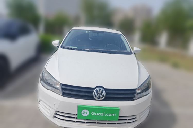 Used Volkswagen Jetta 2015 Value Edition 1.6L Manual Fashionable Style Front