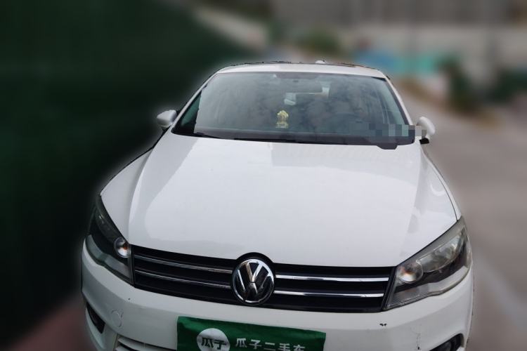 Used Volkswagen Jetta 2015 1.6L Manual Comfort Model Front