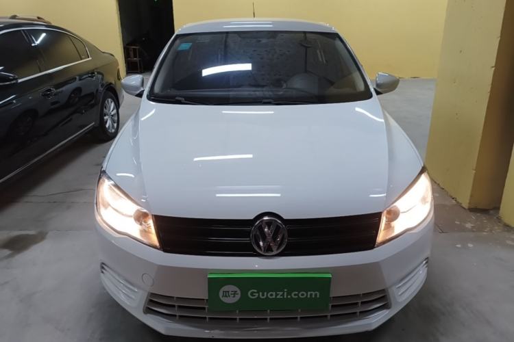 Used Volkswagen Jetta 2015 Value Edition 1.6L Manual Fashionable Style Front