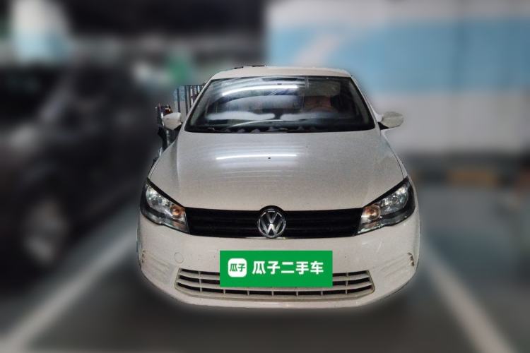 Used Volkswagen Jetta 2015 1.4L Manual Fashion Model Front