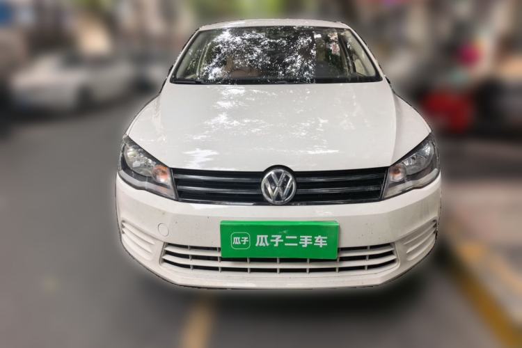 Used Volkswagen Jetta 2015 Value Edition 1.6L Manual Fashionable Style Front