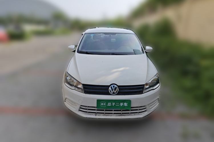 Used Volkswagen Jetta 2015 Value Edition 1.6L Manual Fashionable Style Front