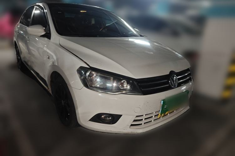 Used Volkswagen Jetta 2015 Value Edition 1.6L Automatic Comfort Version Front Right 45 Deg