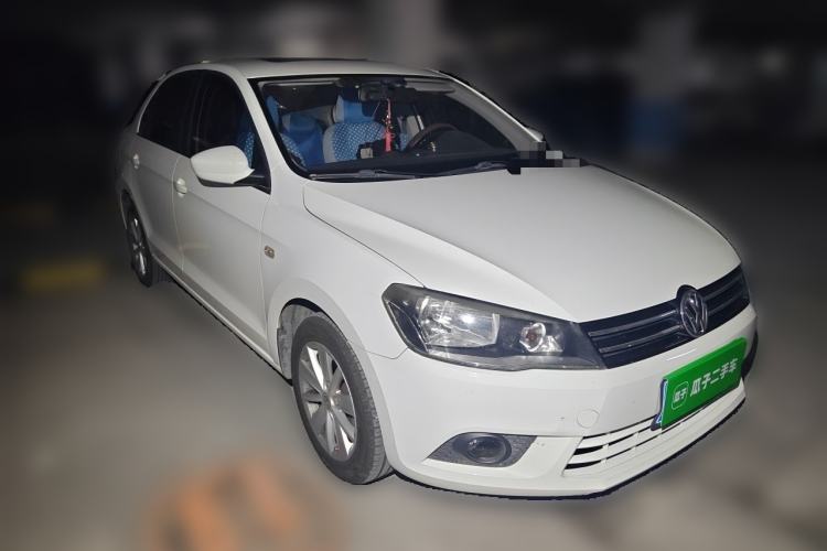 Used Volkswagen Jetta 2015 1.6L Automatic Comfort Model Front Right 45 Deg
