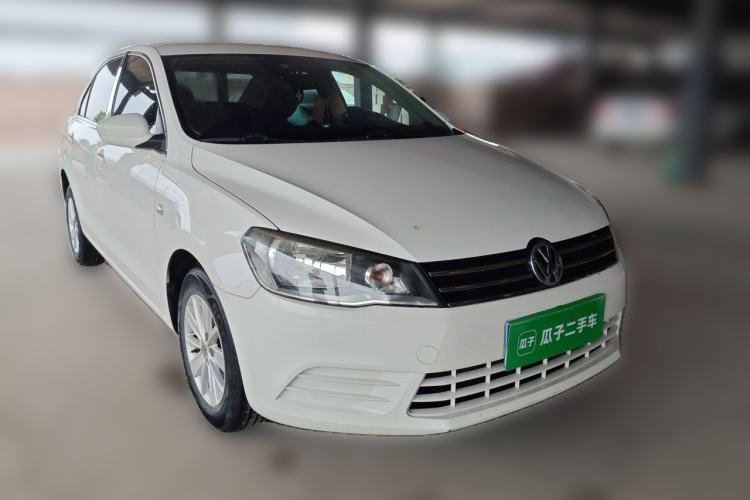 Used Volkswagen Jetta 2015 Zhuihui Edition 1.4L Manual Fashion Model Front Right 45 Deg