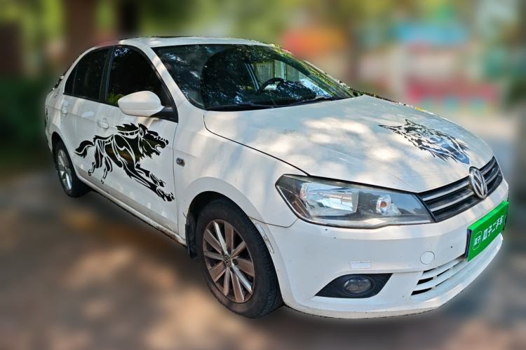 Used Volkswagen Jetta 2015 Zhuihui Edition 1.6L Manual Comfort Model Front Right 45 Deg