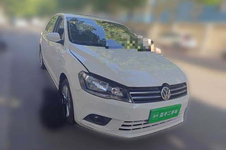Used Volkswagen Jetta 2015 Zhuihui Edition 1.6L Manual Comfort Model Front Right 45 Deg