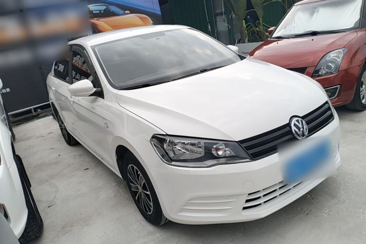 Used Volkswagen Jetta 2015 Zhuihui Edition 1.4L Manual Fashion Model Front Right 45 Deg