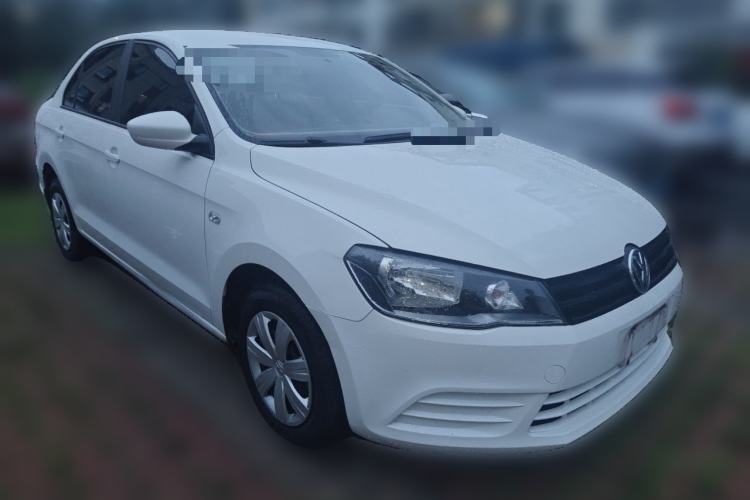 Used Volkswagen Jetta 2015 Value Edition 1.6L Automatic Fashion Version Front Right 45 Deg