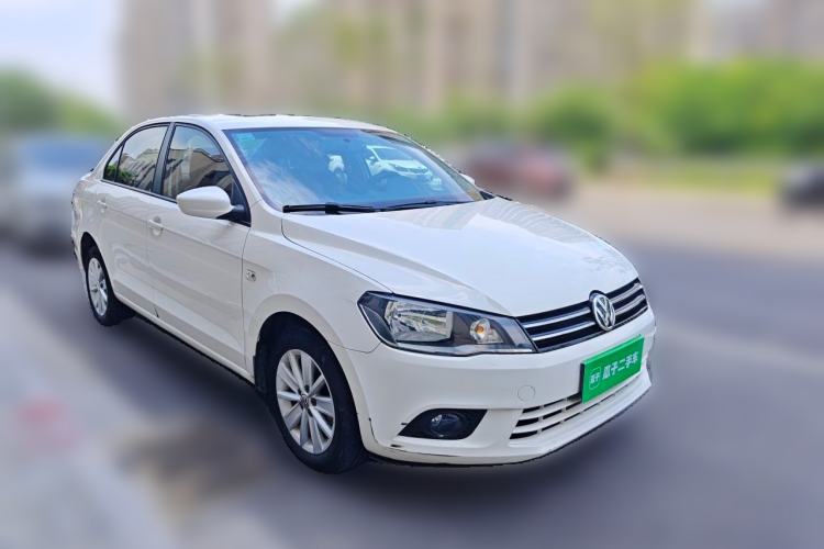 Used Volkswagen Jetta 2015 1.6L Automatic Comfort Model Front Right 45 Deg