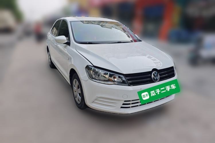 Used Volkswagen Jetta 2015 1.4L Manual Fashion Model Front Right 45 Deg