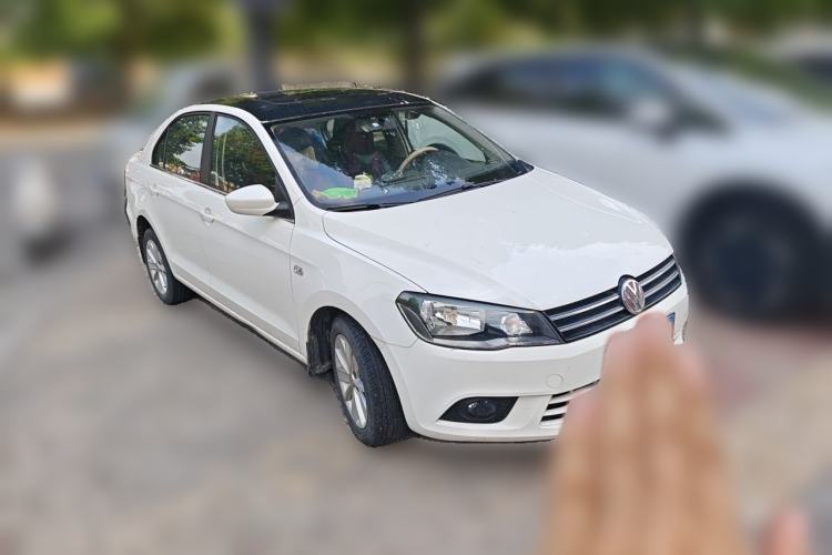 Used Volkswagen Jetta 2015 Zhihui Edition 1.4L Manual Comfort Model Front Right 45 Deg