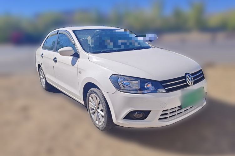 Used Volkswagen Jetta 2015 Value Edition 1.6L Automatic Comfort Version Front Right 45 Deg