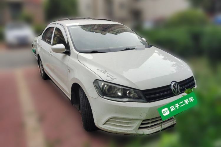 Used Volkswagen Jetta 2015 Zhuihui Edition 1.4L Manual Fashion Model Front Right 45 Deg