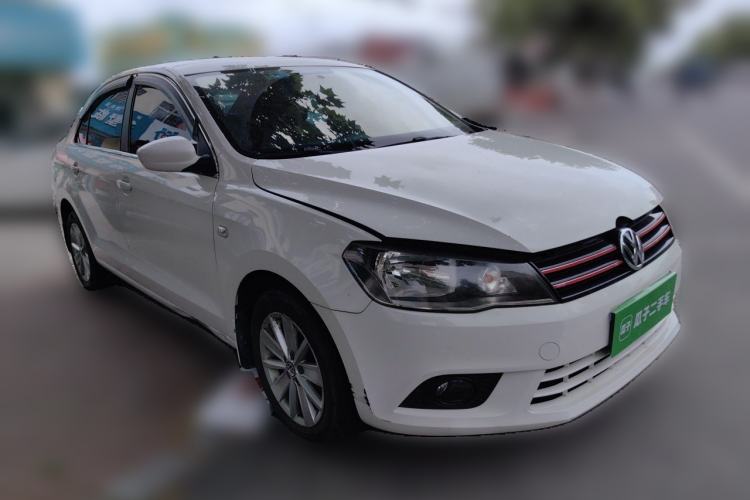Used Volkswagen Jetta 2015 Value Edition 1.6L Automatic Comfort Version Front Right 45 Deg