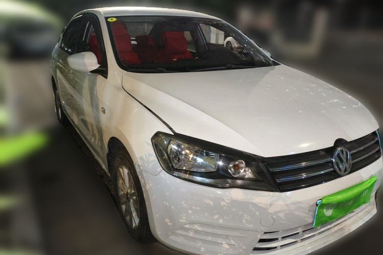 Used Volkswagen Jetta 2015 Zhuihui Edition 1.4L Manual Fashion Model Front Right 45 Deg