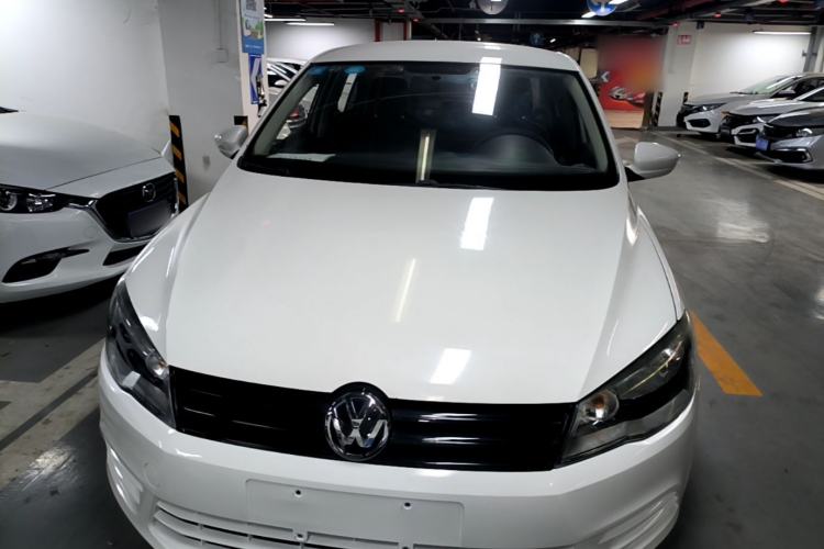 Used Volkswagen Jetta 2015 Value Edition 1.6L Manual Fashionable Style Front