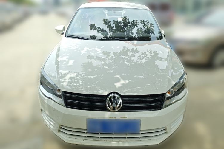 Used Volkswagen Jetta 2015 1.6L Manual Fashion Edition Front
