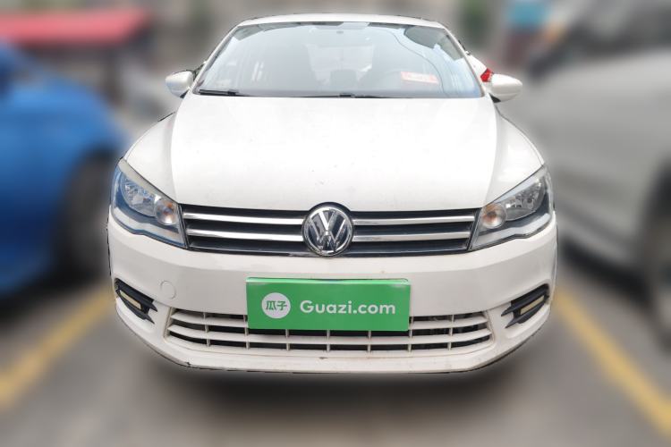 Used Volkswagen Jetta 2015 Value Edition 1.6L Manual Fashionable Style Front